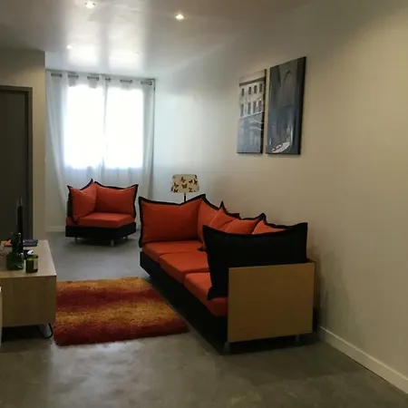 Studio Le Garage Apartment *